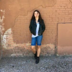 Meet your Posher, Alakina